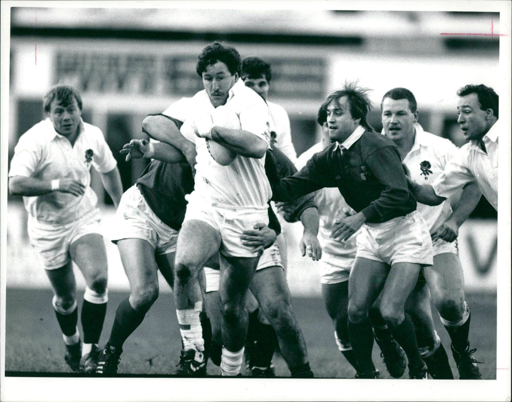Mike Tague: Mike in azione