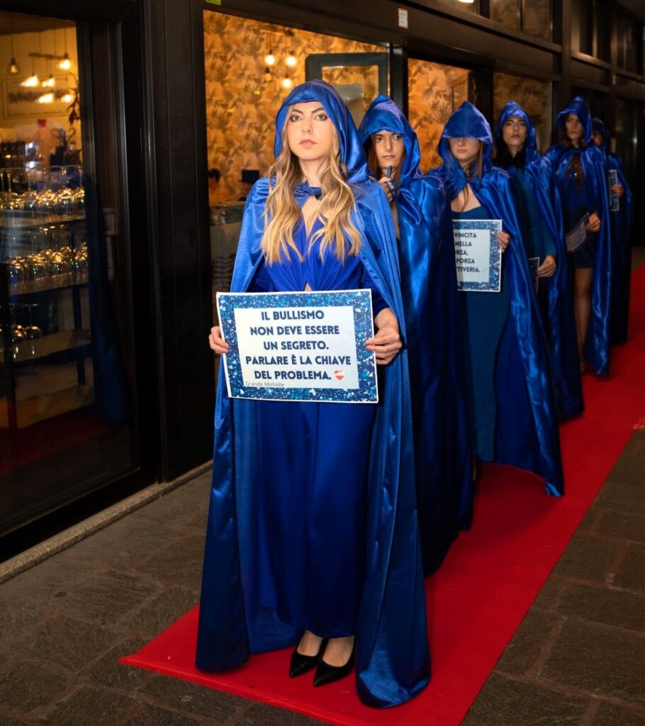 Bullismo: messaggio moda