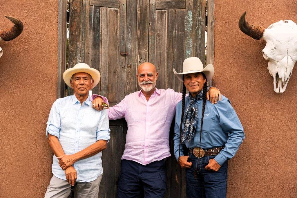 One Heart Nicola Paparusso - Wes Studi, Nicola Paparusso e Moses Brings Plenty